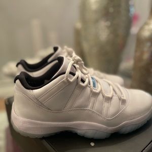 Mens Jordan 11 Low retro low